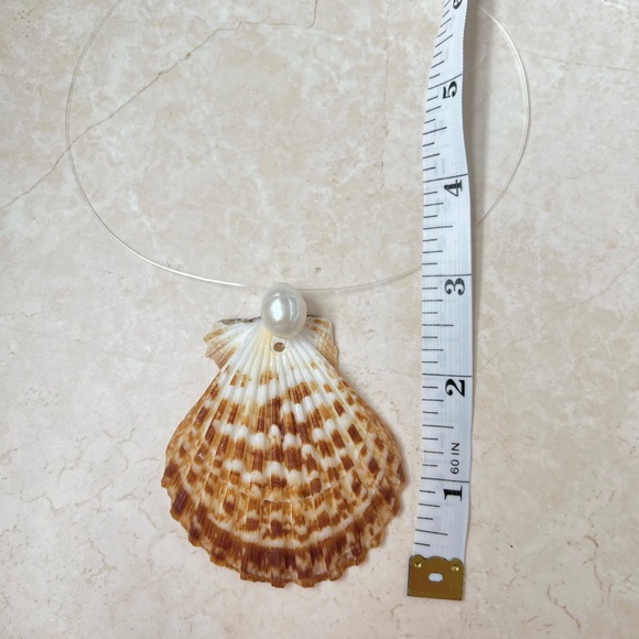 Seashell necklace - Picture 3 of 4